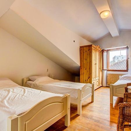 Guesthouse Natalija Pula Phòng bức ảnh