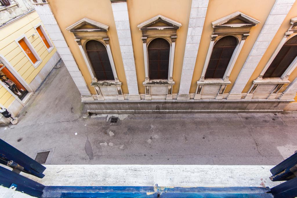 Guesthouse Natalija Pula Ngoại thất bức ảnh